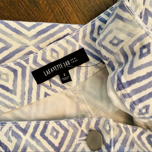 NWOT LAFAYETTE NEW YORK 148 Blue and White Aztec pattern Midi Skirt Size 2 - Picture 3 of 4